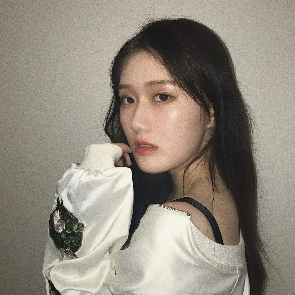 SM踩踏调教美脚社区